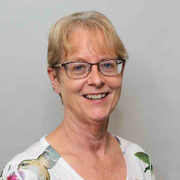Denise Zollner staff thumbnail