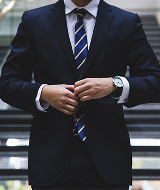 an image of a professional man in a suit to represent our independent director services